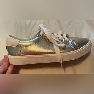 💕 2 For $10 Sam Edelman Boutique Brand Gold/Distressed Sneakers Size 7